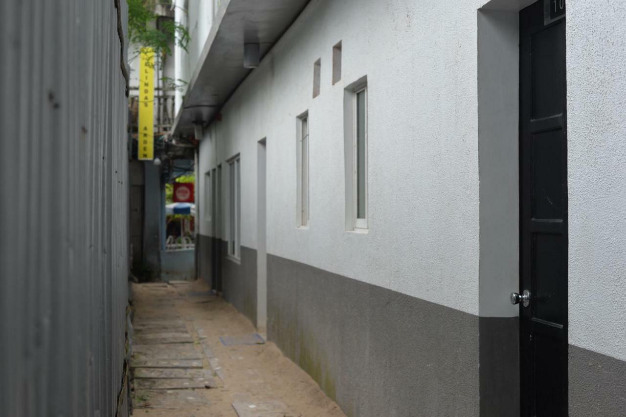 Grand Blue Beach Hotel Manoc-Manoc Exterior photo